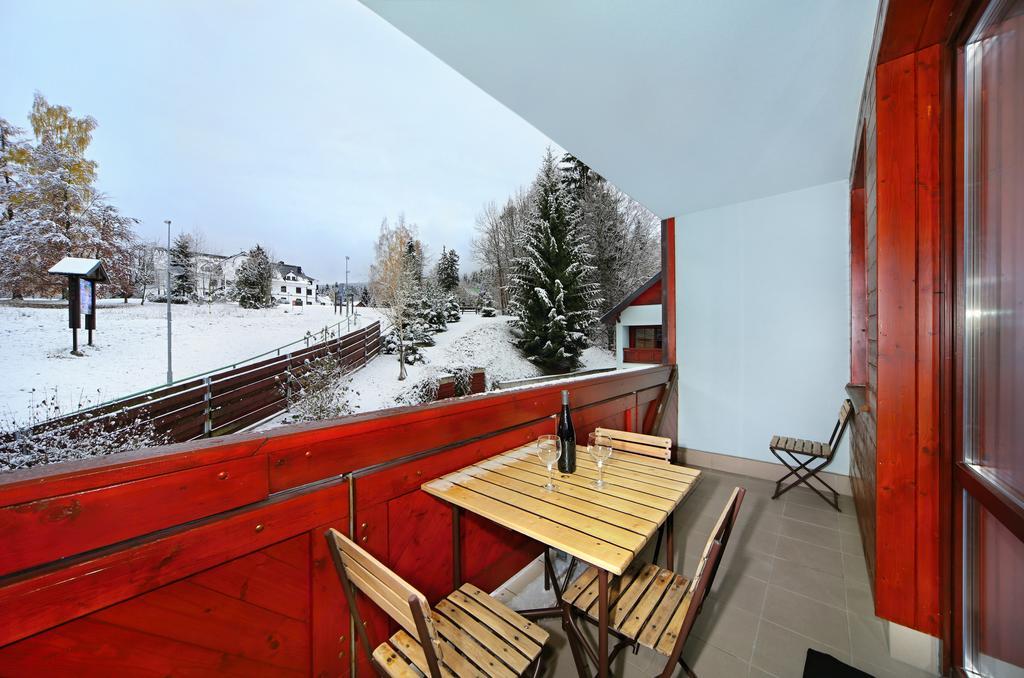Apartment Bile Labe 38 ชปินด์เลอรูฟ มลิน ภายนอก รูปภาพ